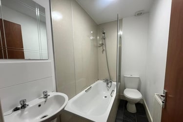 1 bed flat, Woodland Terrace, Flat 6, Greenbank, Plymouth, PL48NL - Image 1